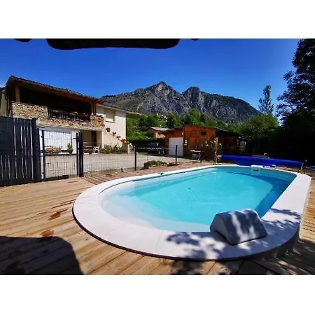 Bed and breakfast Au Bord De L Eau