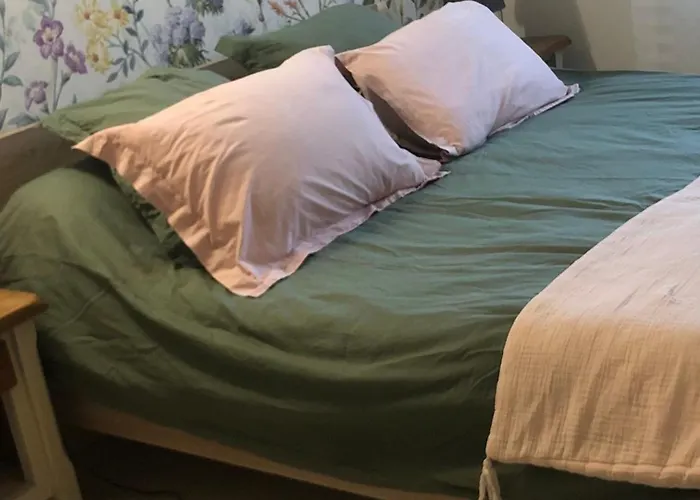 Au Bord De L Eau ベッド・アンド・ブレックファスト